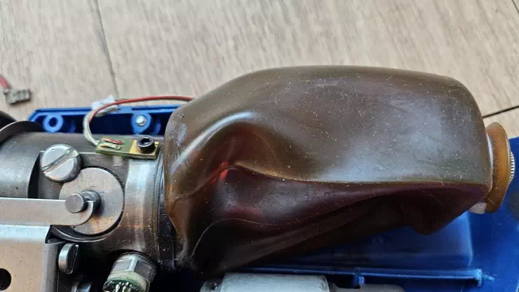 충전식 유압압착기