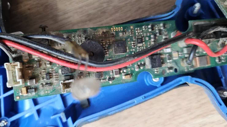 충전식 유압압착기